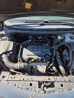 Opel Astra J 1.4 Turbo - 13