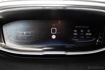 Peugeot 3008 1.2 PureTech 96kW (2017) - 13