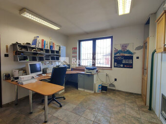 Multifunkčný objekt na podnikanie na predaj – Liptovský Miku - 13