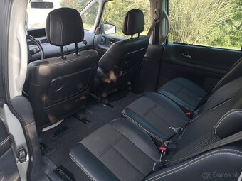 Renault Espace 2,0 dCi 110KW 7 míst - 13