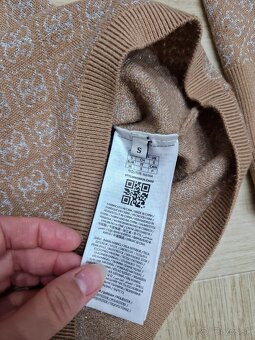 Guess cierny, 2x hnedy, bielo zlaty monogram sveter - 13