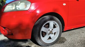 Chevrolet Aveo - 13