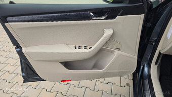 Škoda Superb Combi 2.0 TDI SCR Style 4x4 DSG - 13