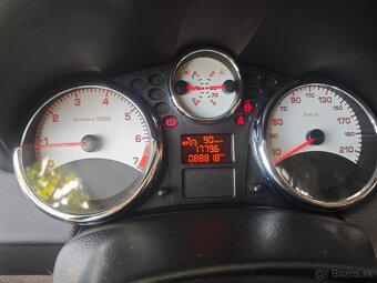 Peugeot 207 - 13