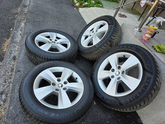 Zimne kolesa Skoda Superb 3 5x112 r16 215/60 r16 - 13