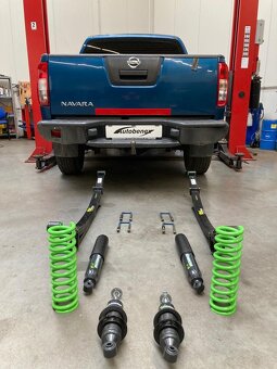 Nissan Navara D40 2,5D 128kW - 13