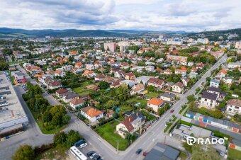 RADO | Dvojgeneračný dom v TOP lokalite ul. Kpt. Jaroša, Tre - 13