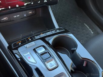 Hyundai Tucson hybrid - 13