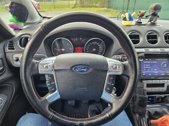 Ford S-Max r.2008 2,0TDCI 103 kW7-miestny - 13