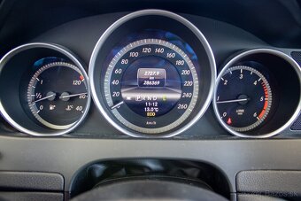 Mercedes-Benz C trieda Sedan 200 CDI Elegance A/T, 100 kW, - 13