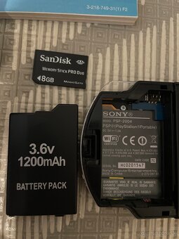 Sony PSP 2004 (displej ma poškodenie) - 13
