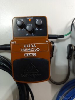 Gitarové Efekty BEHRINGER 2X - 13