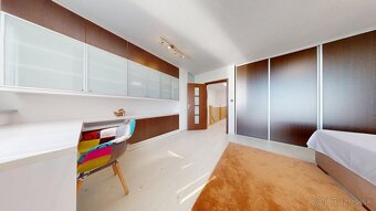 Luxusný 5i. RD, 3x kúpeľňa, garáž, KLÍMA, Vavrinecká ul. TOP - 13