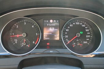 Volkswagen Passat 2.0 TDI Elegance DSG - 13