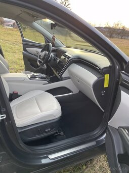 Hyundai Tucson 1.6 T-GDi HEV Premium Pack, 4×4 - 13