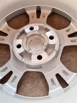 4x108 R14 Ford Fiesta 2016 Originál Alu disky + matice - 13