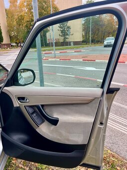 CITROËN GRAND PICASSO - 13