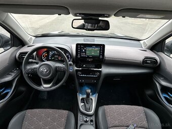 Toyota Yaris Cross 1.5 Hybrid Executive AWD-i e-CVT - 13