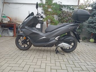 Predám Hondu pcx 125 rocnik 2019 - 13