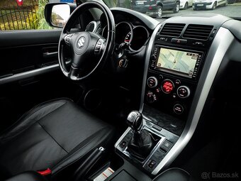 SUZUKI GRAND VITARA 1.9DDiS 4x4 - NAVI, ŤAŽNE, STK, ŠPZ - 13
