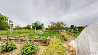 3-izbový rodinný dom s veľkým pozemkom 1454 m² - 13