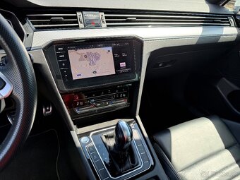 Volkswagen Passat variant R-line 2.0tsi 140kw DSG, matrix - 13