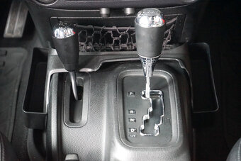 27- JEEP Wrangler, 2016,nafta, 2.8 CRDi Sahara 4x4, 147kW - 13