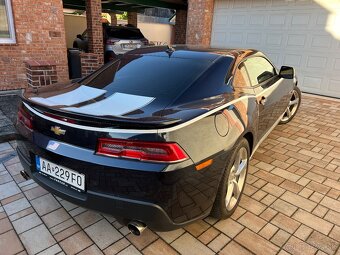 Camaro V8 6,2 L - 13
