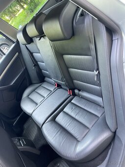 Škoda Octavia 2 Combi facelift DSG 4x4 2.0 TDI - 13