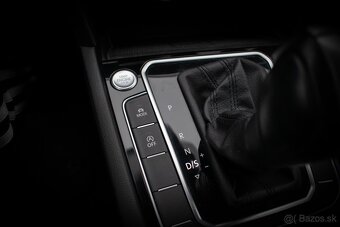 Passat B8 140kw 2.0TDi 4x4 r-line Virtual matrix webasto - 13