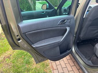 Predám ŠKODA YETI 2,0tdi 81kw m6 4x4 - 13