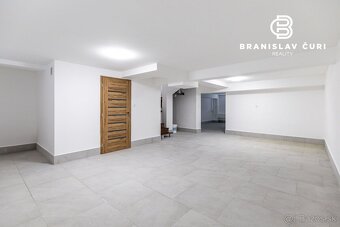 REZERVOVANÉ - Na predaj rodinný dom v obľúbenej lokalite Koš - 13