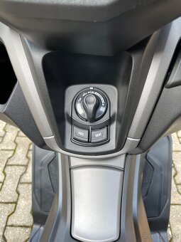 Yamaha  N-Max 125 - 13