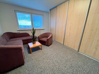 Veľký 3-izb.byt Jedlíková, loggia, internet, energie - 13