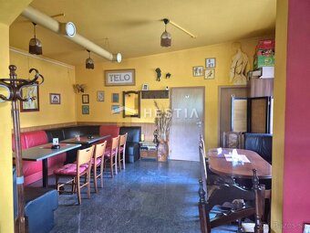 Kaviareň na prenájom v centre mesta - 13