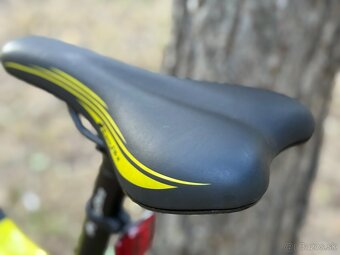 Krásny Easybike Soul - 10 km, metalická limetka, TOP stav - 13