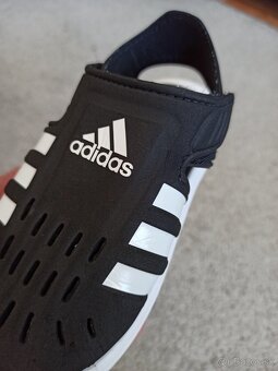 Sandálky Adidas veľ 28 - 13