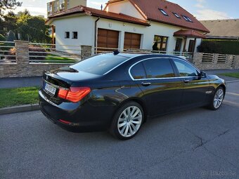 BMW 730d  LONG F02 - 13