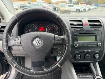 Volkswagen Golf 1.6 FSI Trendline - 13