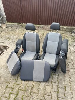 Predám náhradné diely a motor pre Škoda Fabia 2 - 1.4 16V - 13