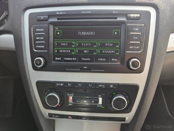Škoda Octavia Combi 1.4 TSI Elegance DSG - 13