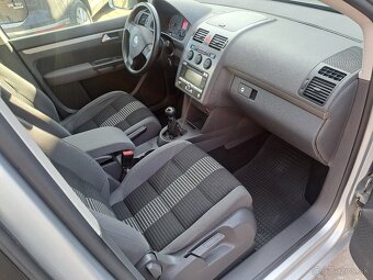Touran 1.6 mpi 7 miest benzín - 13