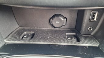 Peugeot 308 sw 1.2i 2015 111.000km - 13