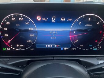 MB C TRIEDA 220d 10/2024 AMG LINE 200PS - 13