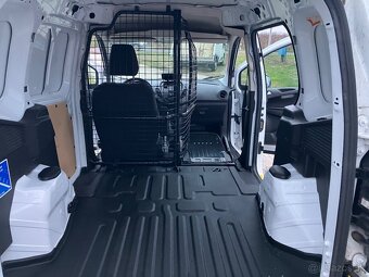 Ford Courier 1.5 TDCI,r.v.2019 - 13