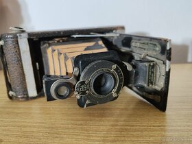 Staré fotoaparáty - 13
