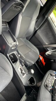 Toyota RAV4 Hybrid 2.5 VVT-i E-CVT AWD Trend - 13