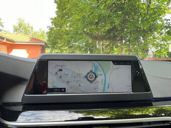 BMW Rad 5 520i Luxury Line AKO NOVÉ KÚPENÉ V MADARDKU 1,MAJI - 13