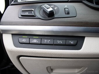 BMW Rad 7 750i xDrive A/T - 13