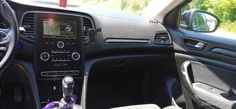 Renault Megane IV - 13